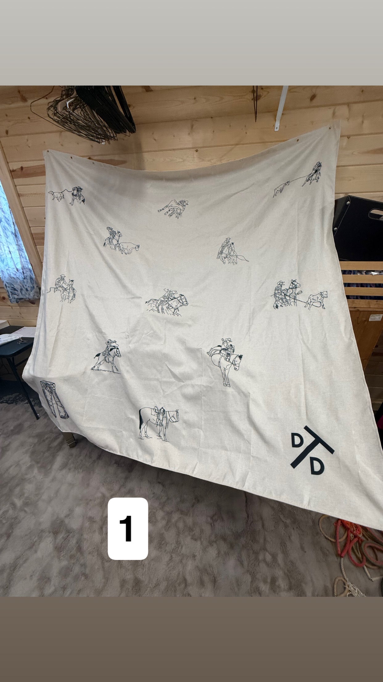 shower curtain (in stock)